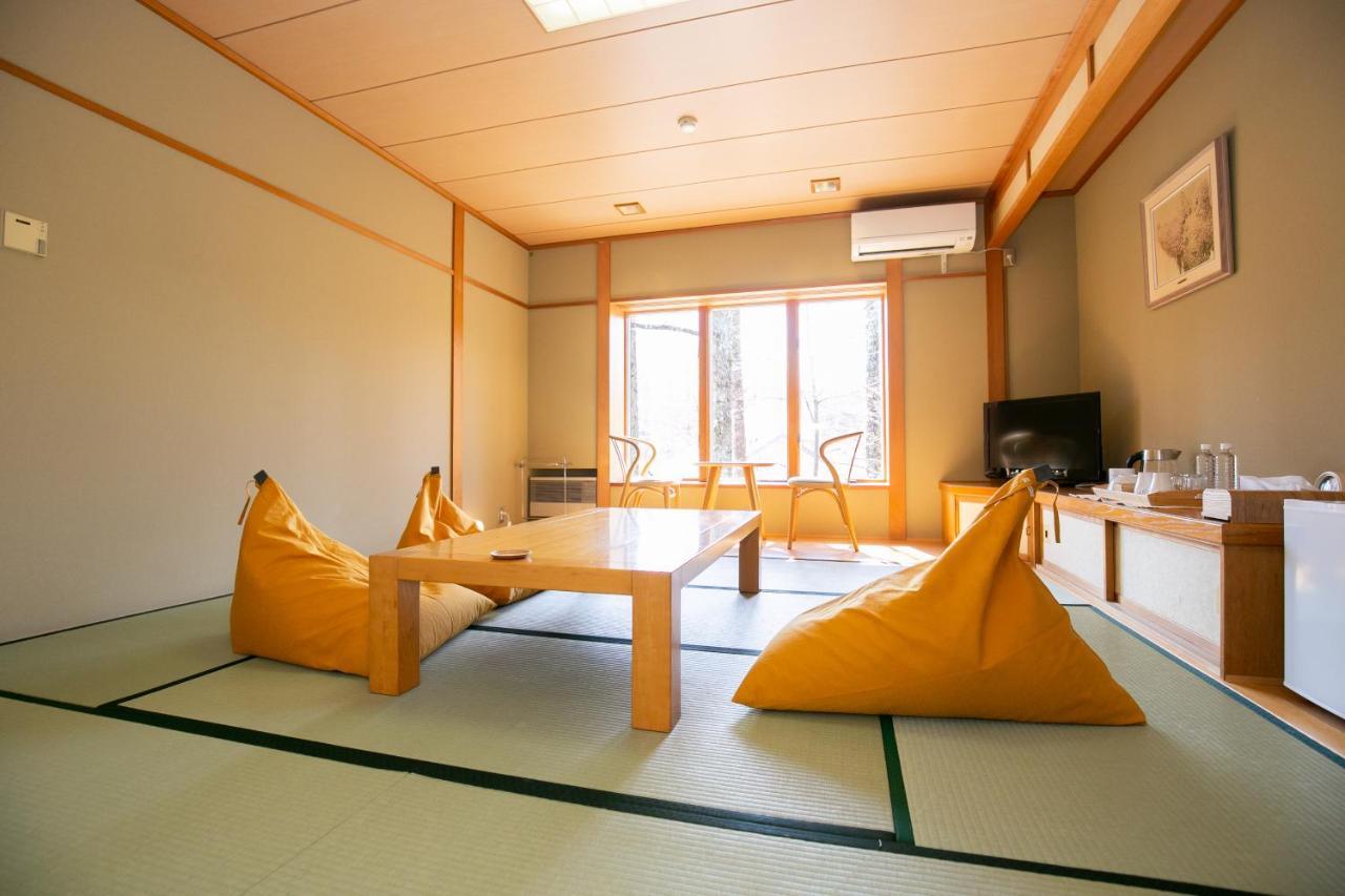 야마나카코 Ryosha Tsukiakari B&B 외부 사진